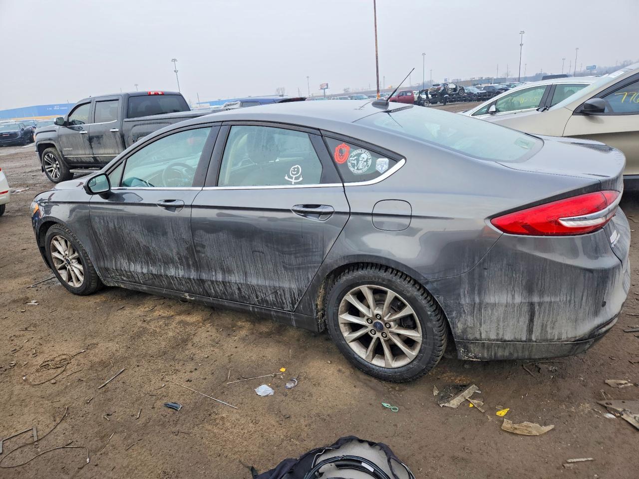 2017 Ford Fusion Se - Фото 2