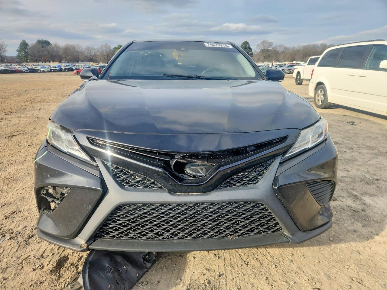 2018 Toyota Camry L - Image 5