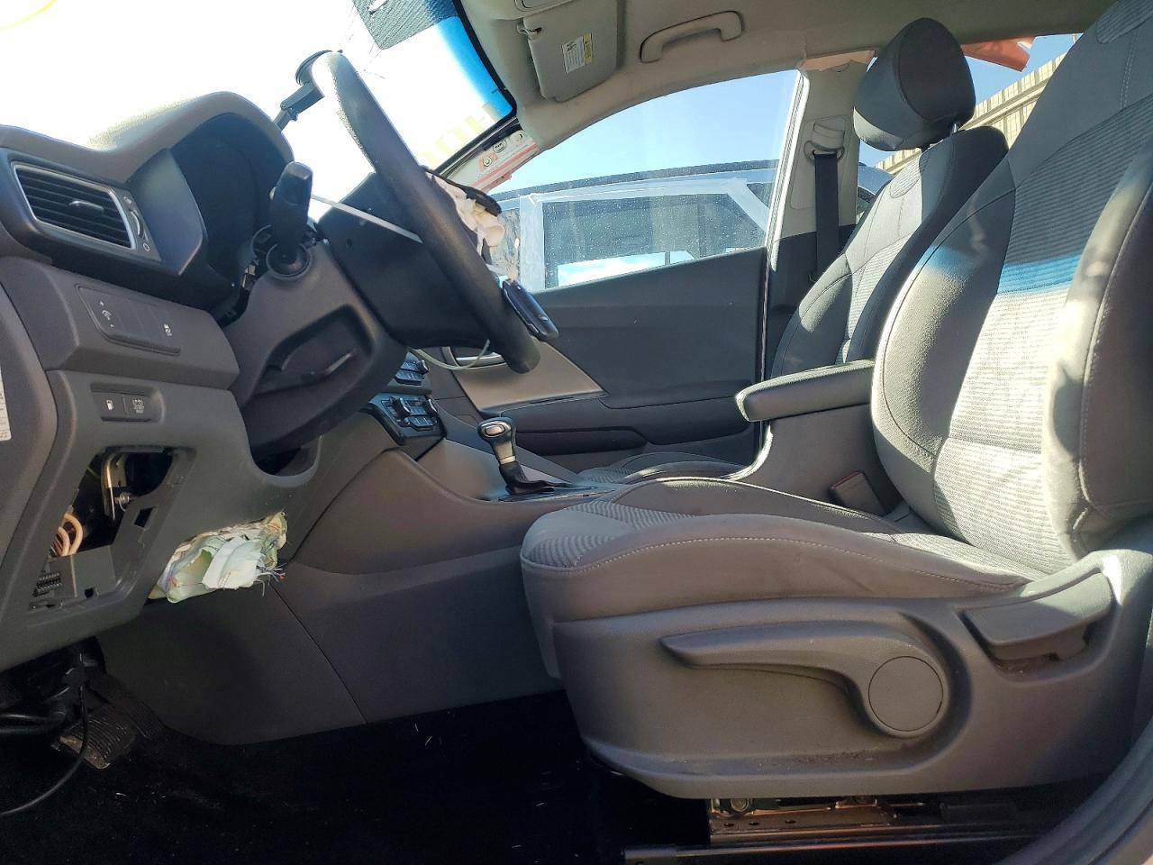 2017 Kia Niro Fe - Фото 7