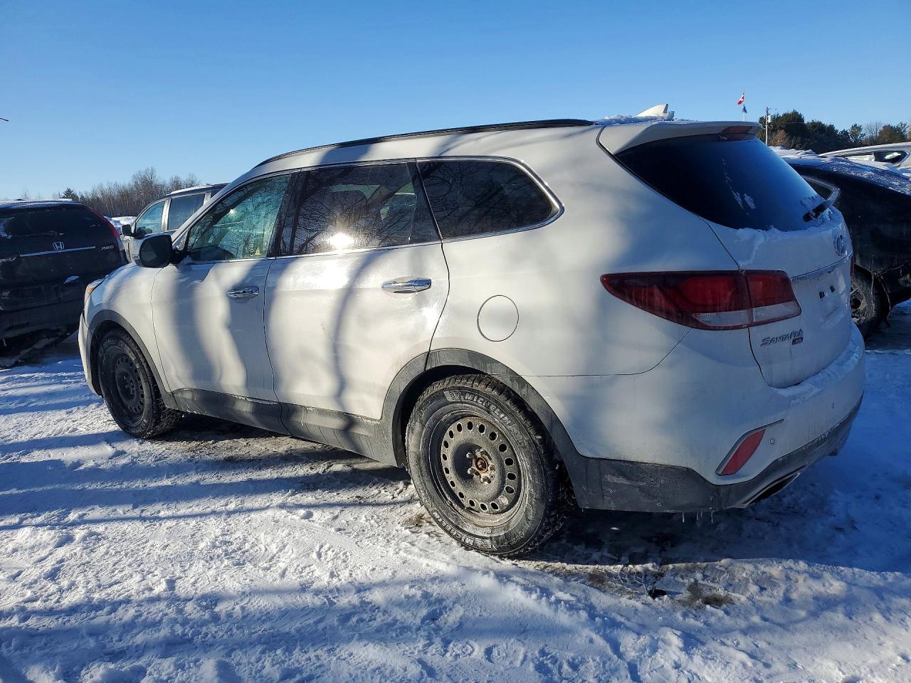 2019 Hyundai Santa Fe Xl Se - Image 2