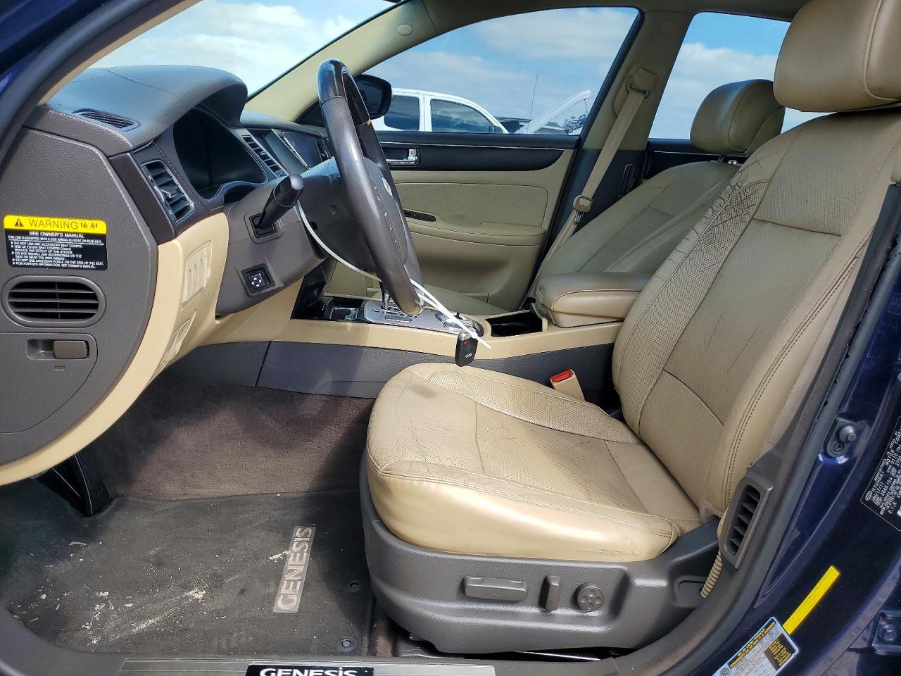 2011 Hyundai Genesis 4.6L - Фото 7