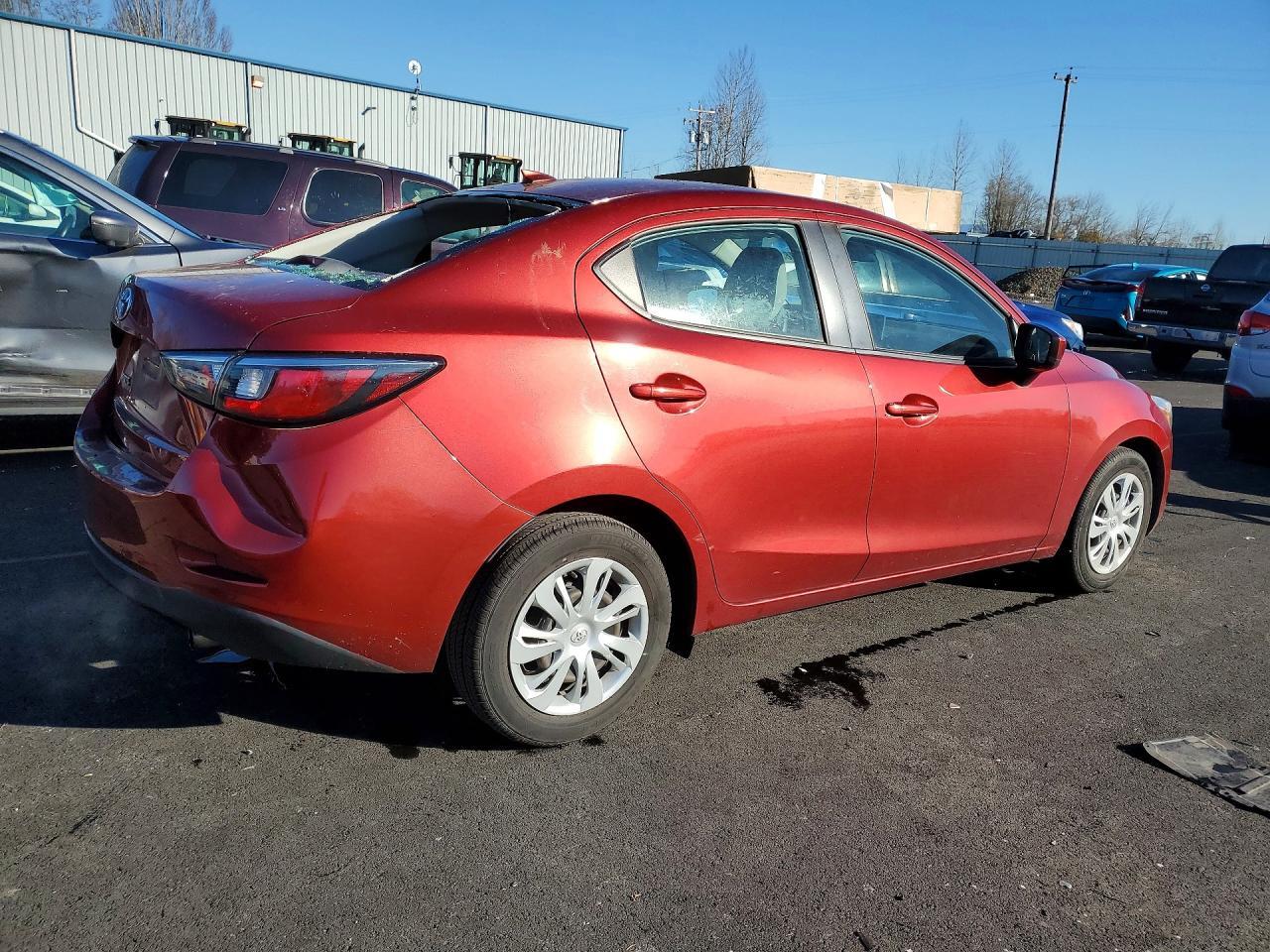 2019 Toyota Yaris L - Image 3