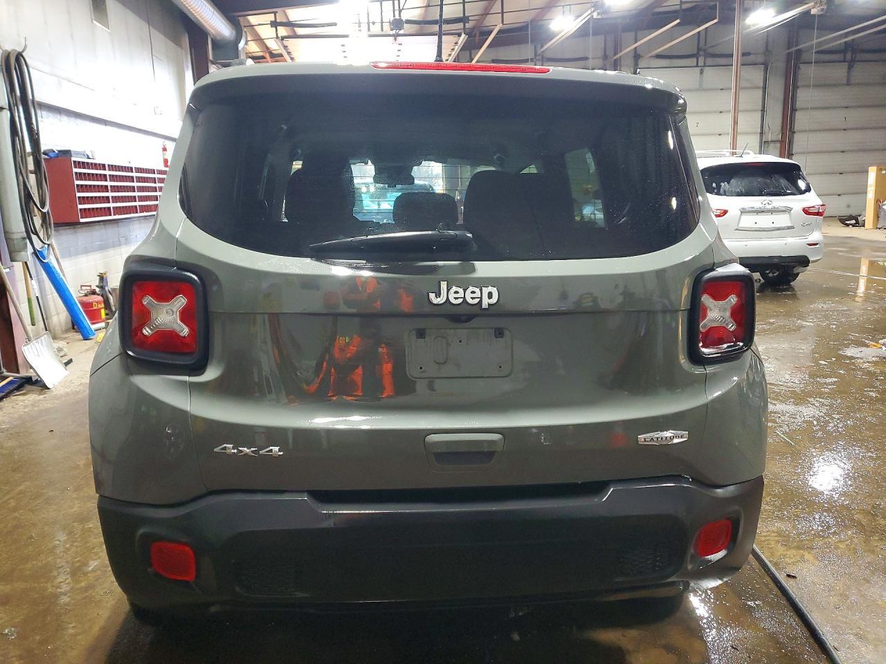 2021 Jeep Renegade Latitude - Фото 6