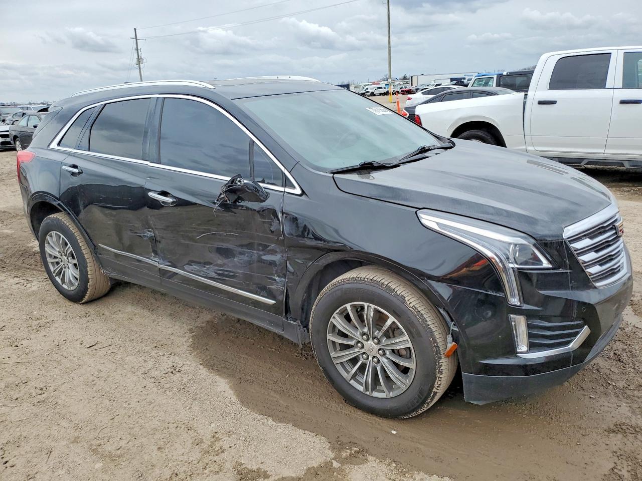 2018 Cadillac Xt5 Luxury - Image 4