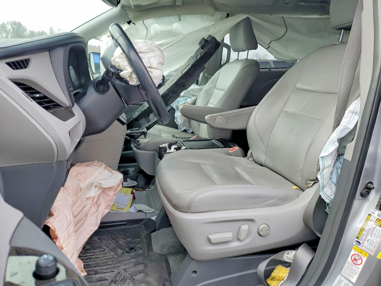 2018 Toyota Sienna - Фото 7