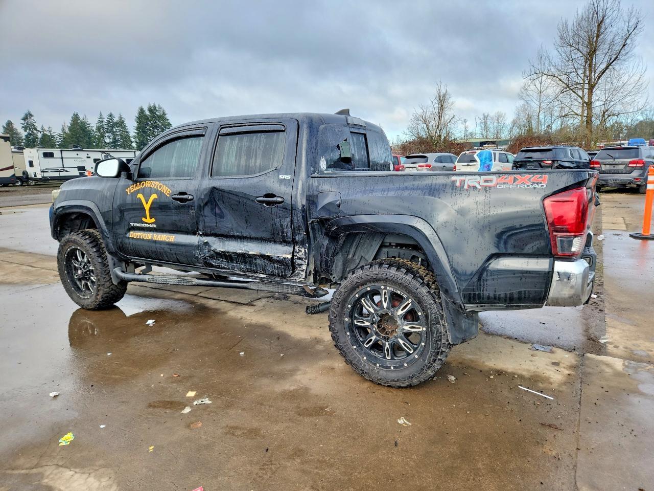 2019 Toyota Tacoma - Фото 2