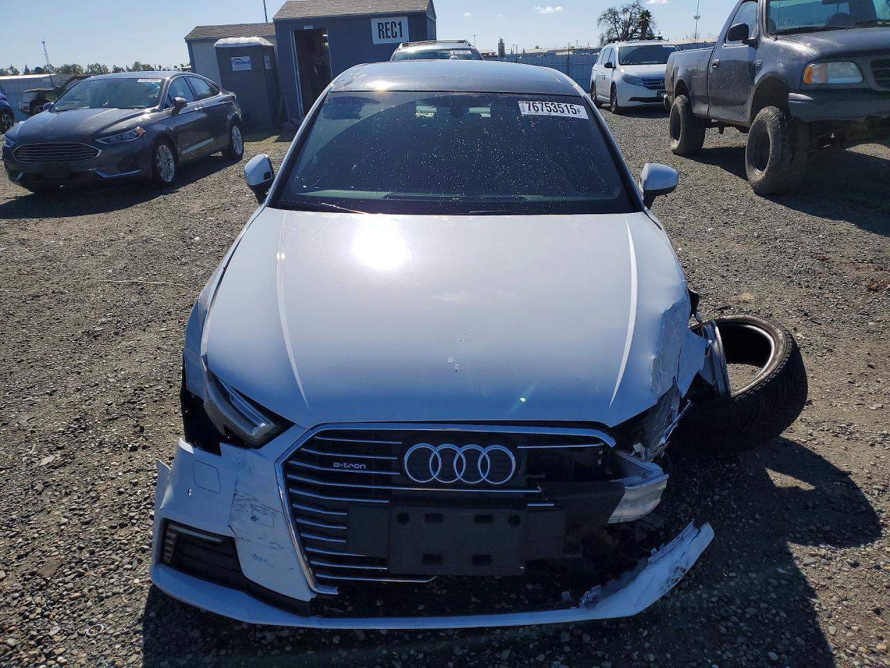 2018 Audi A3 E-Tron Premium Plus - Фото 5