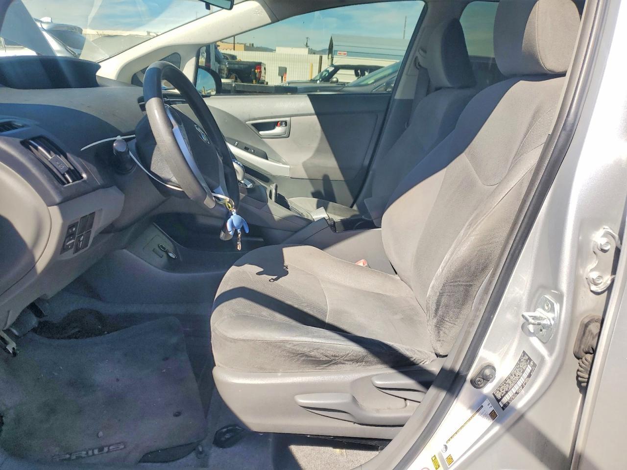 2010 Toyota Prius Iii - Image 7