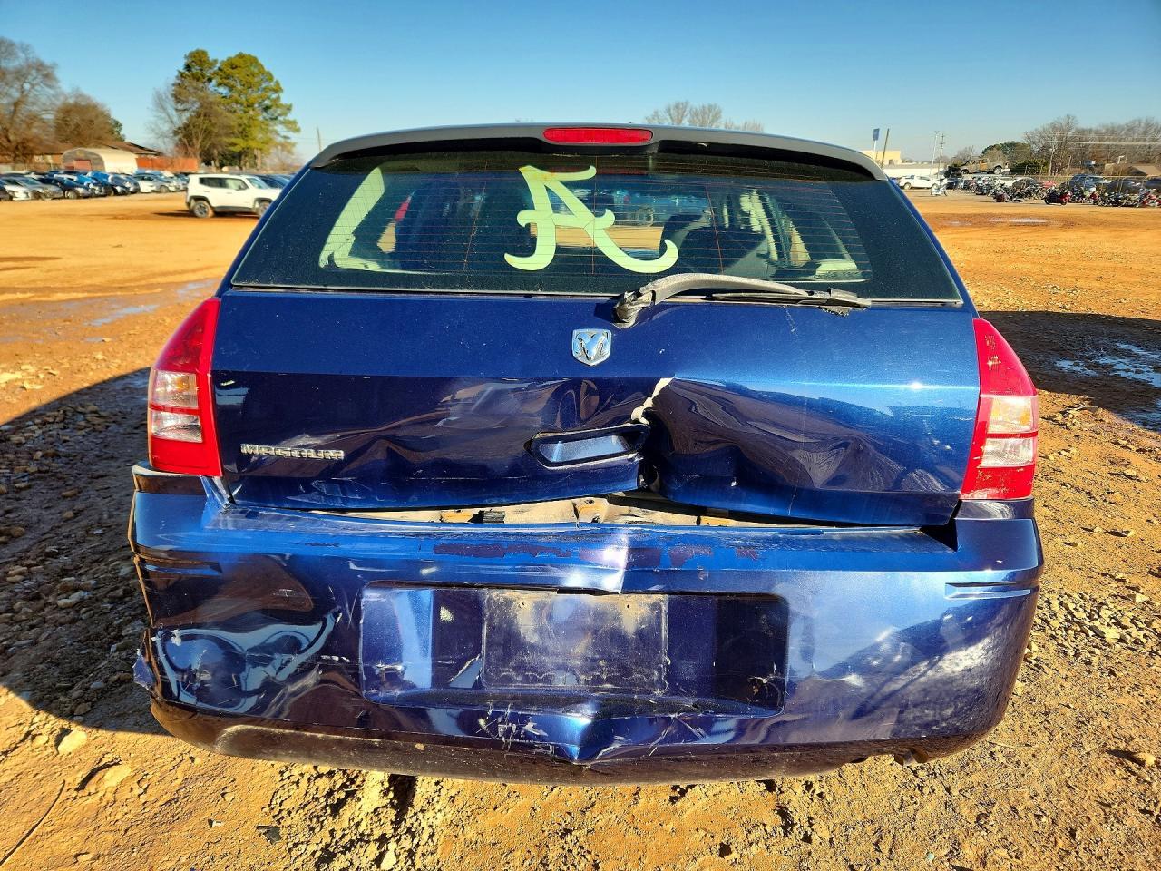 2006 Dodge Magnum - Image 6