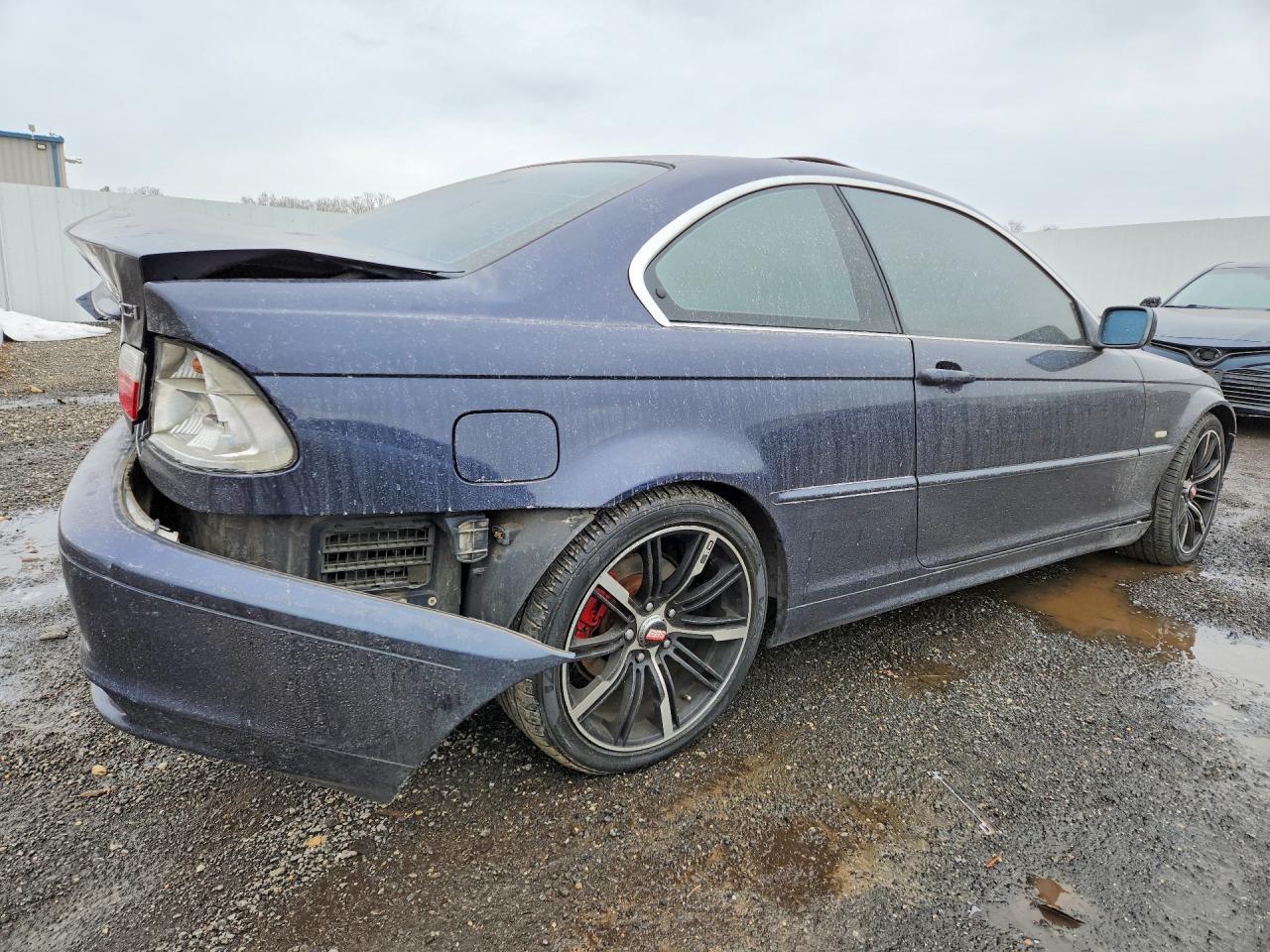 2002 BMW 325 Ci - Image 3