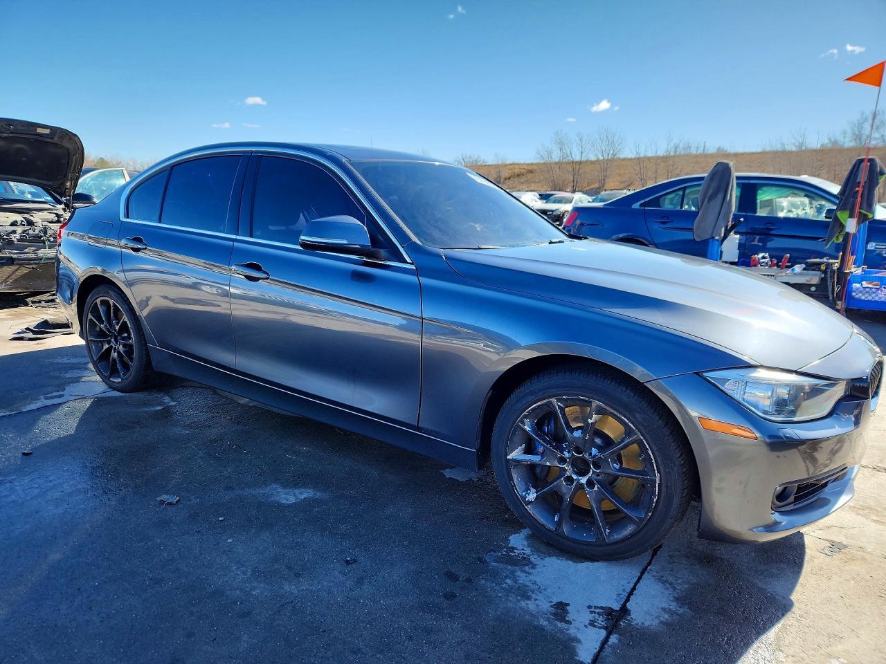 2014 BMW 335 I - Image 4