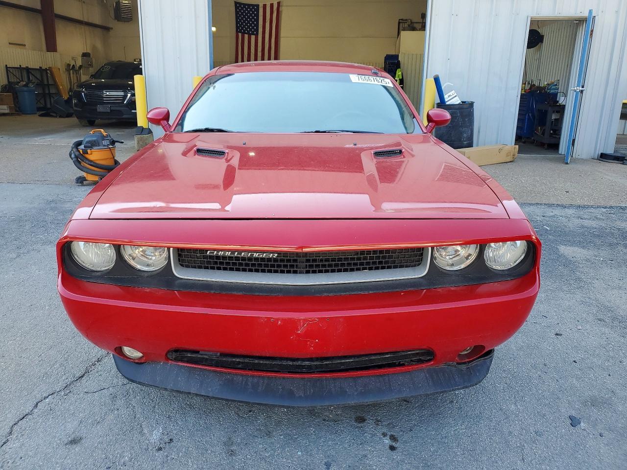 2013 Dodge Challenger Sxt - Image 5