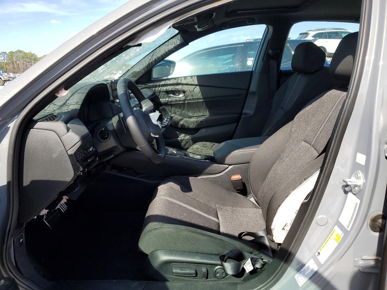 2025 Honda Accord Hybrid Sport - Image 7