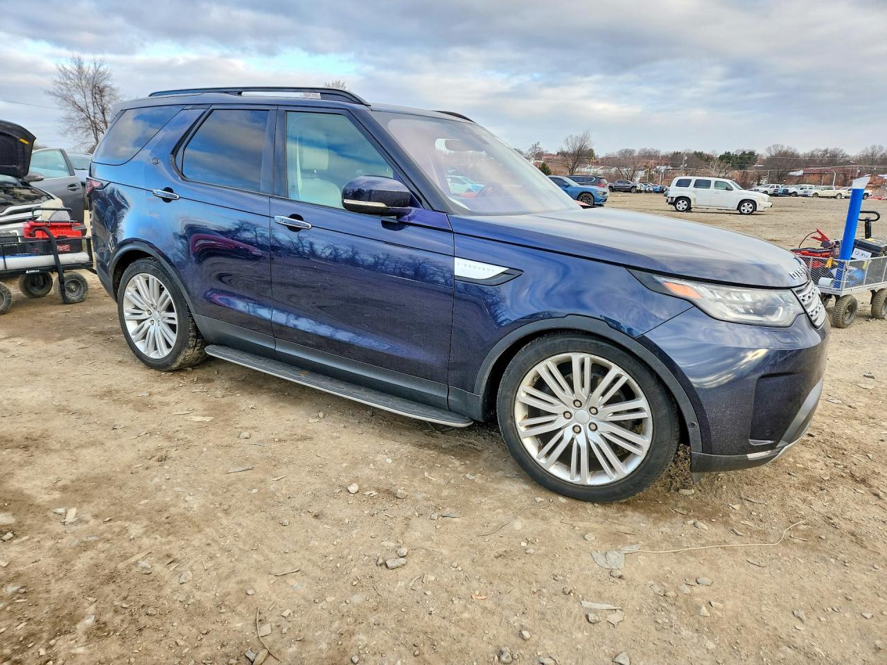2018 Land Rover Discovery Hse Luxury - Image 4