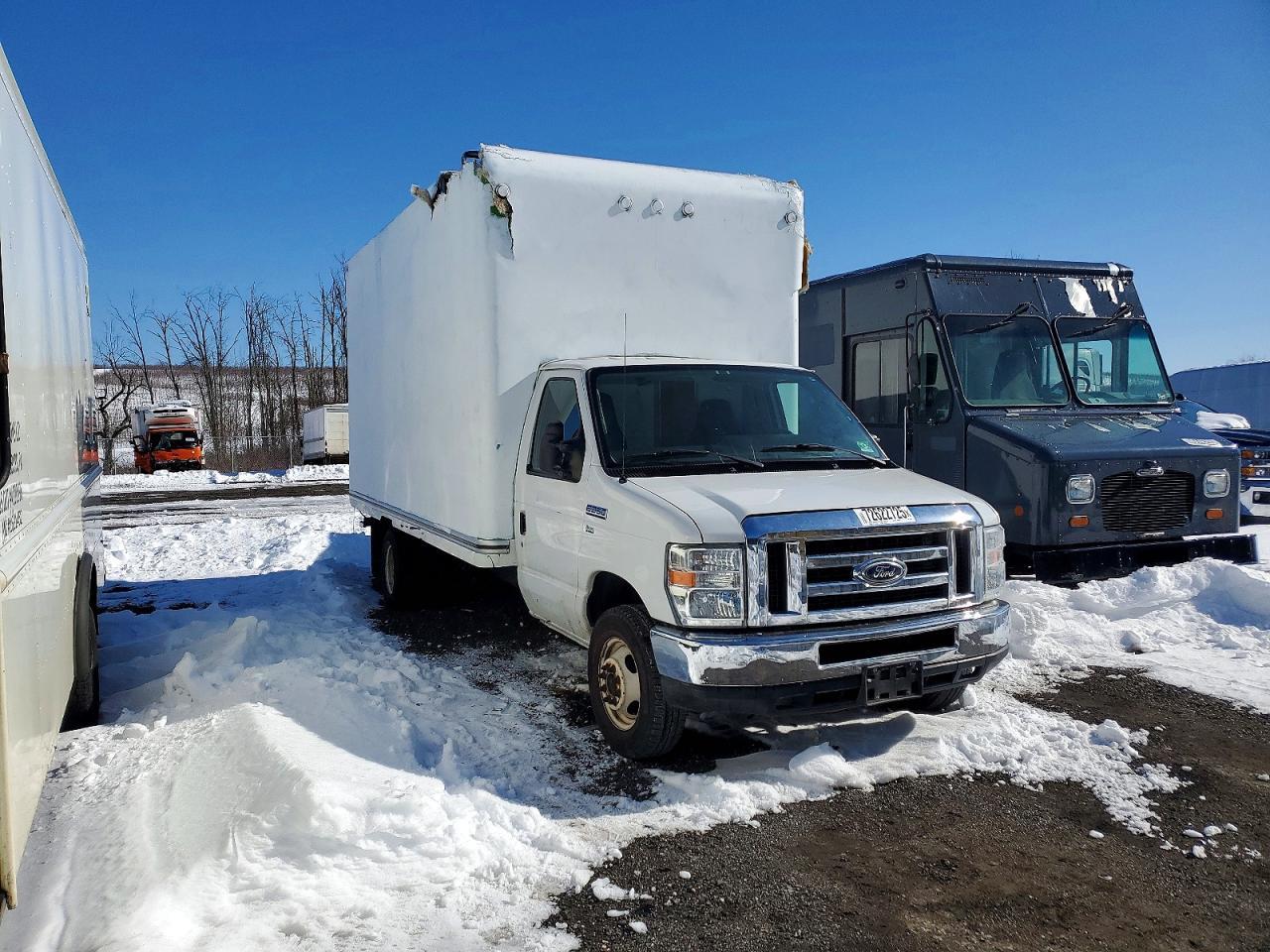 2015 Ford E-350 - Box Truck *** Runs & Drives * Prior Fleet ***