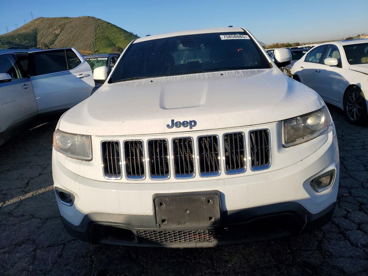 2016 Jeep Grand Cherokee Laredo - Фото 5