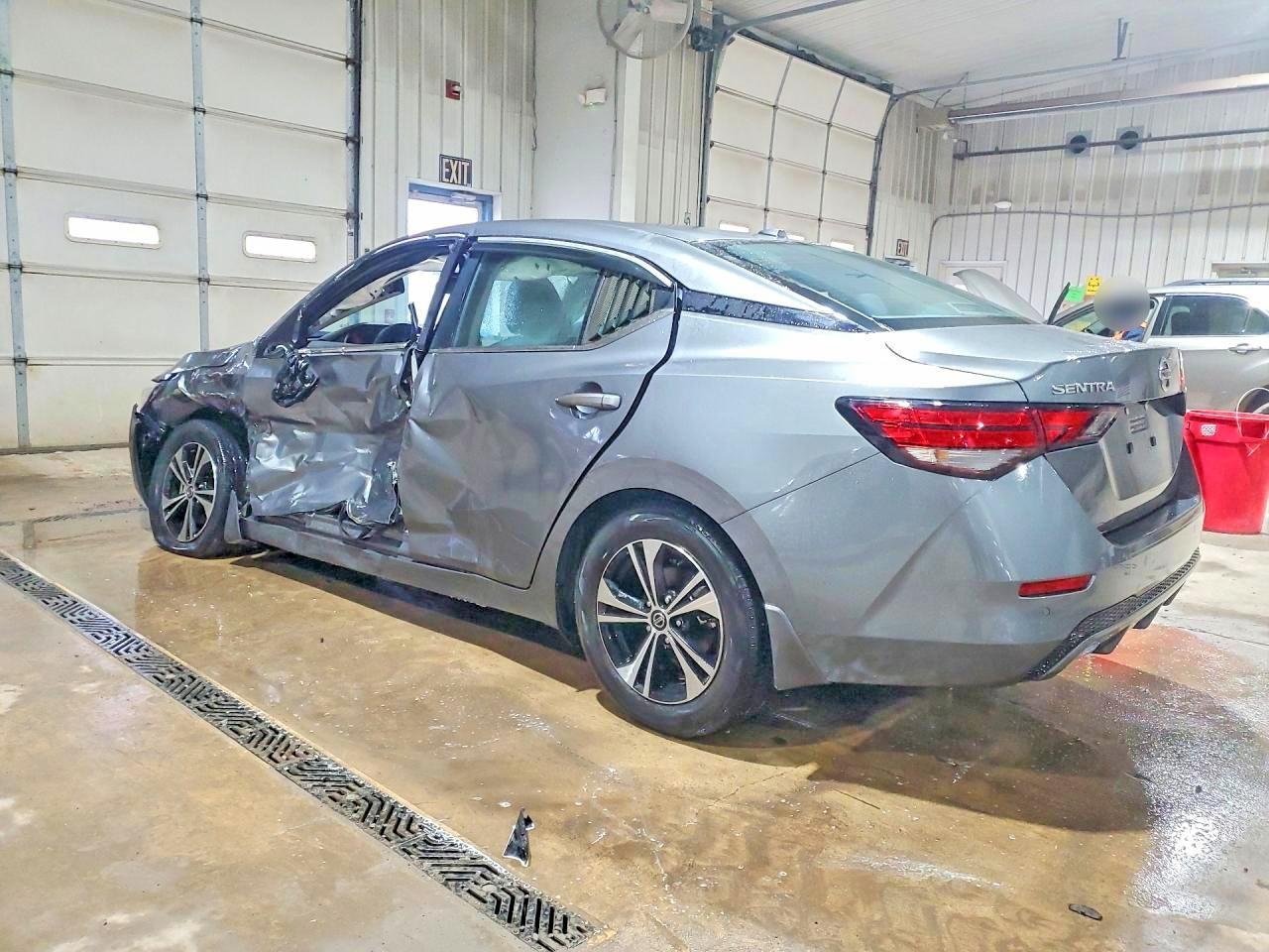 2022 Nissan Sentra Sv - Image 2