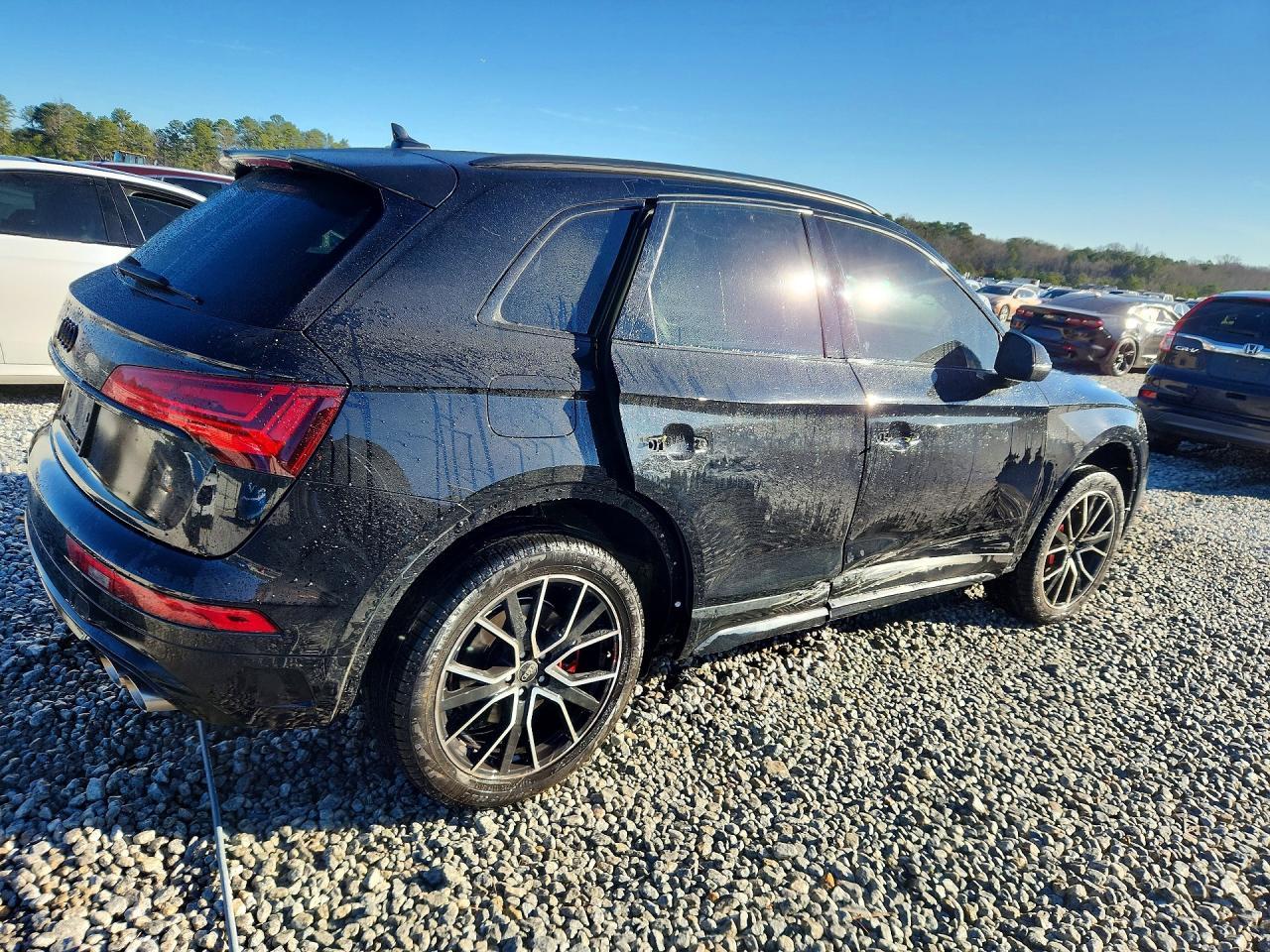 2025 Audi Sq5 Premium Plus - Image 3
