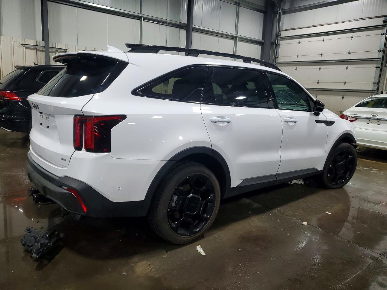 2025 Kia Sorento X-Line Sx Prestige - Image 3