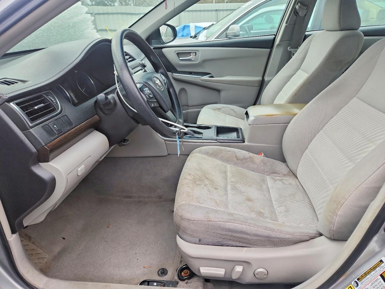 2016 Toyota Camry Le - Image 7