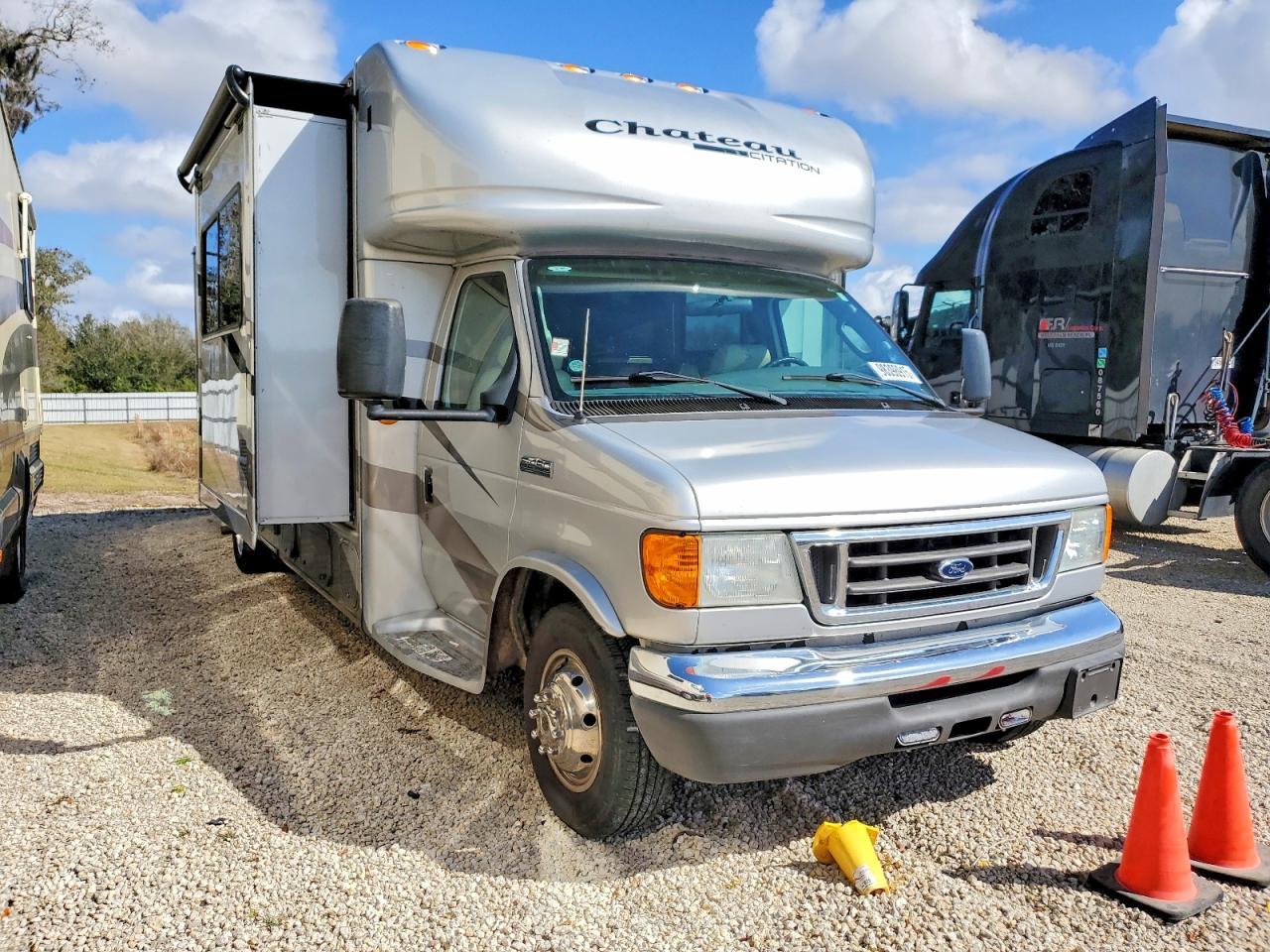2006 Ford E450 Recreational Vehicle