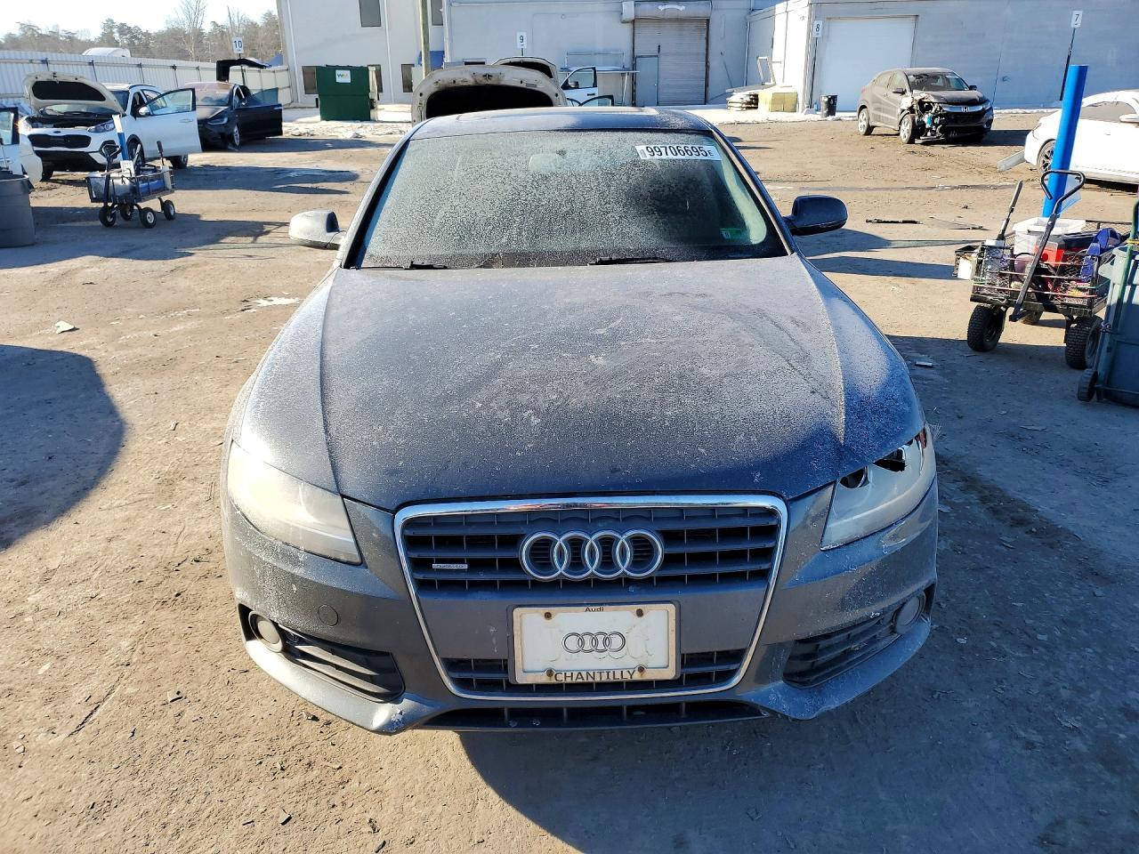 2010 Audi A4 Premium - Фото 5