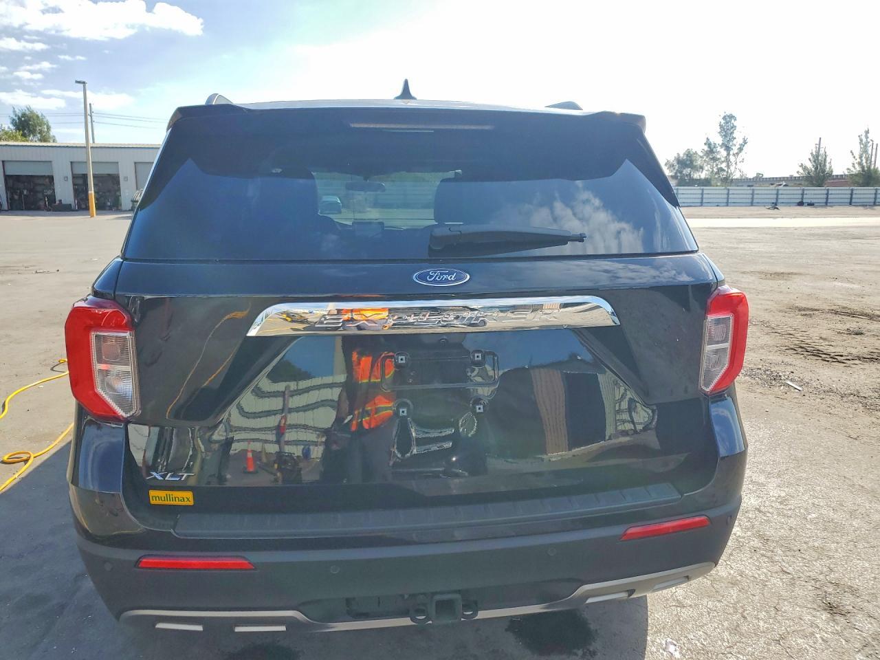 2024 Ford Explorer Xlt - Image 6