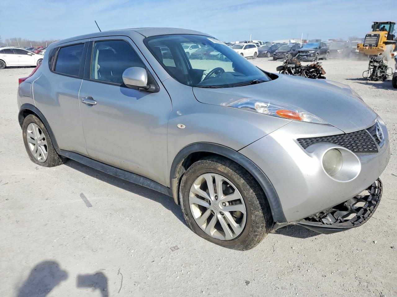 2011 Nissan Juke S - Фото 4