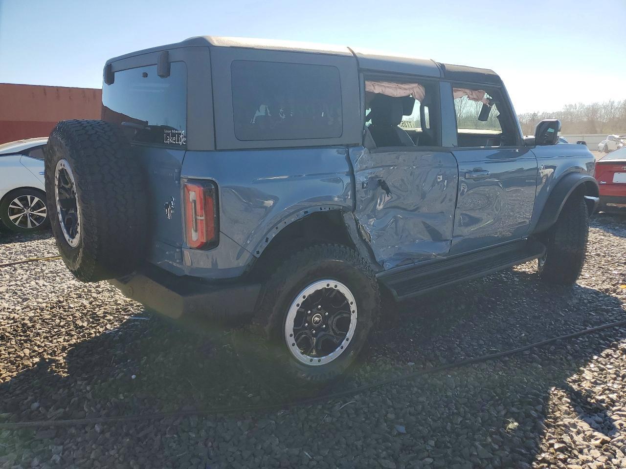 2025 Ford Bronco Outer Banks - Фото 3