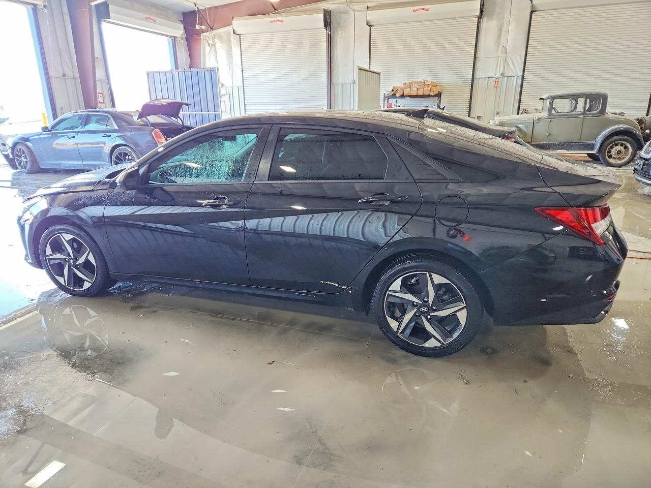 2023 Hyundai Elantra Sel - Image 2