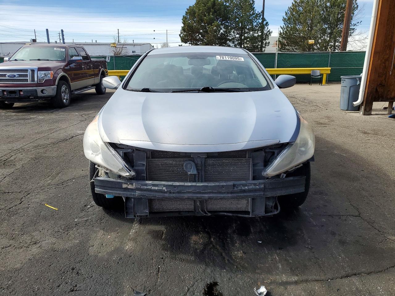 2014 Hyundai Sonata Gls - Image 5