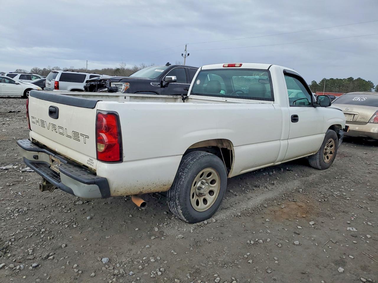 2006 Chevrolet Silverado C1500 - Фото 3