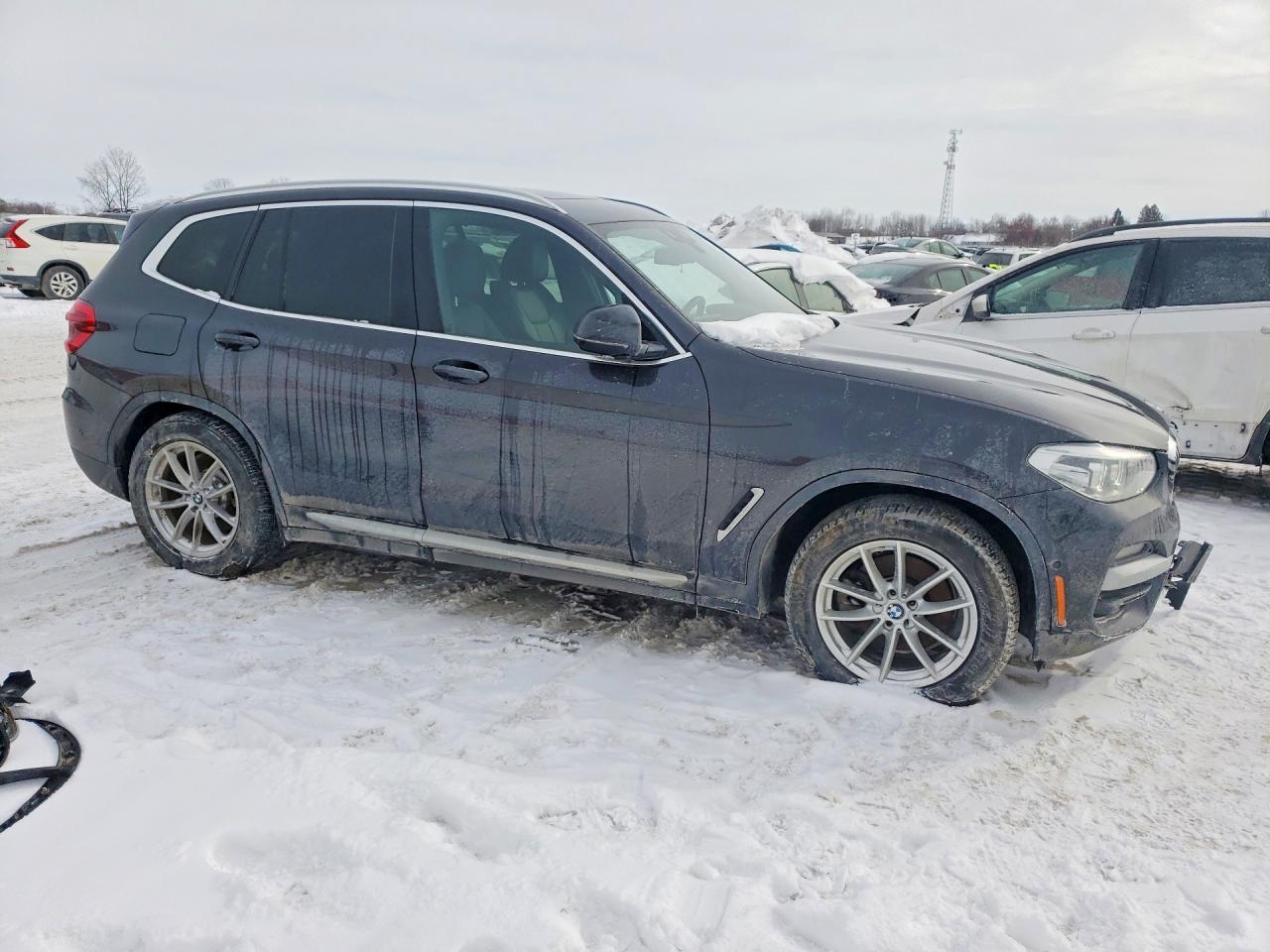 2021 BMW X3 xDrive30E - Фото 4
