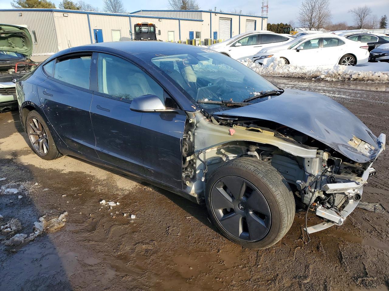 2023 Tesla Model 3 - Image 4