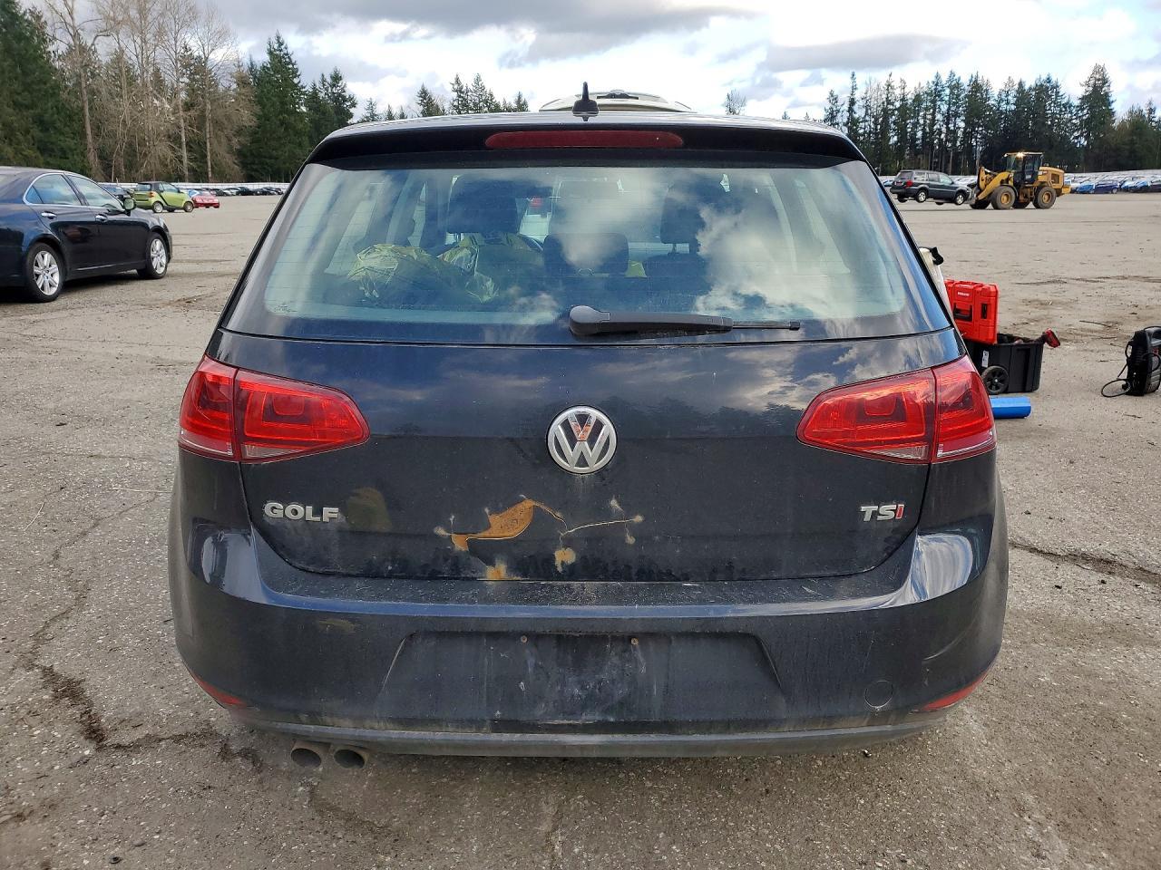 2015 Volkswagen Golf - Image 6
