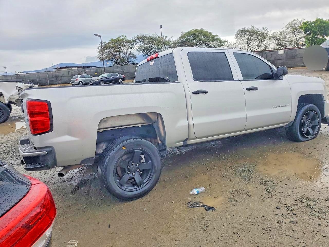 2018 Chevrolet Silverado C1500 Custom - Image 3