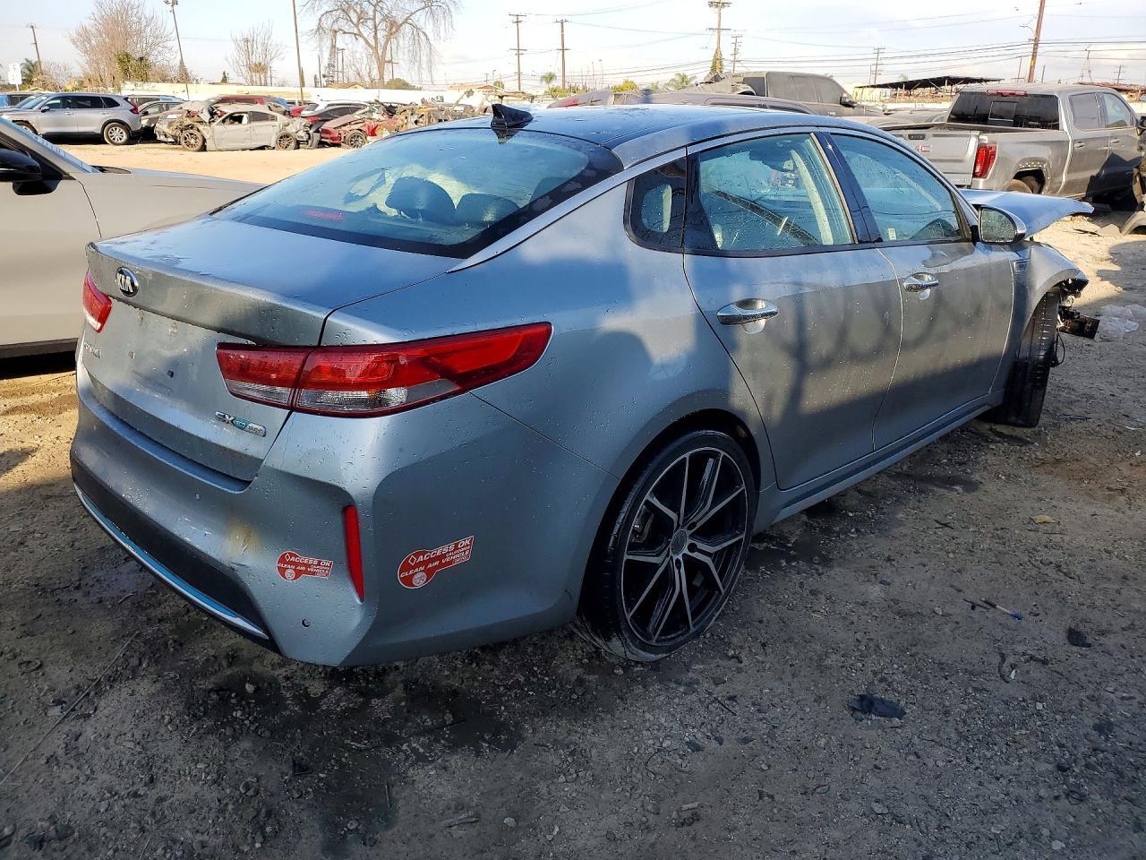 2018 Kia Optima Plug-In Hybrid - Фото 3