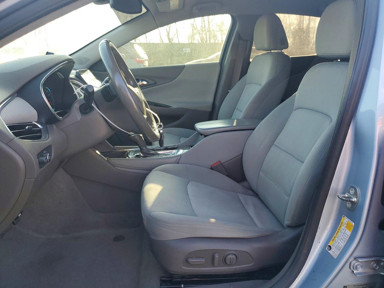 2018 Chevrolet Malibu Lt - Image 7