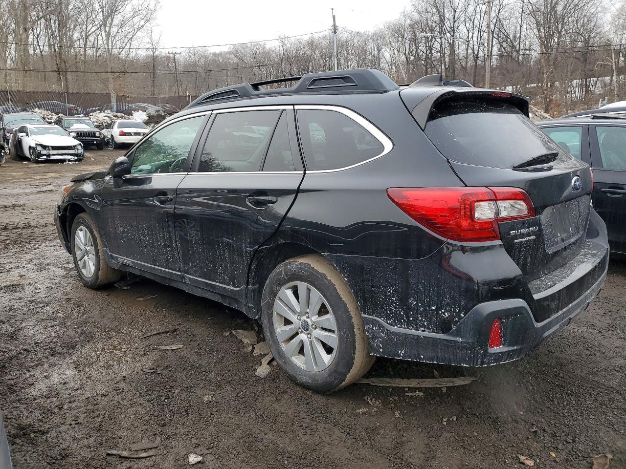 2019 Subaru Outback 2.5I Premium - Фото 2