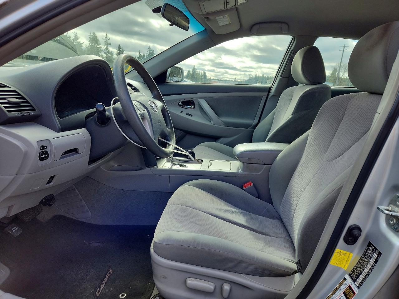 2011 Toyota Camry Base - Фото 7