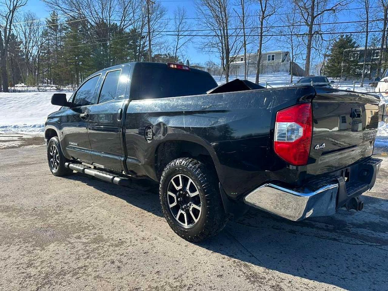 2017 Toyota Tundra Double Cab Sr - Фото 2
