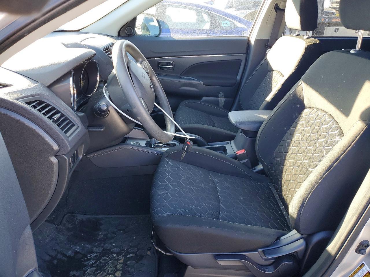 2024 Mitsubishi Outlander Sport S/Se - Фото 7