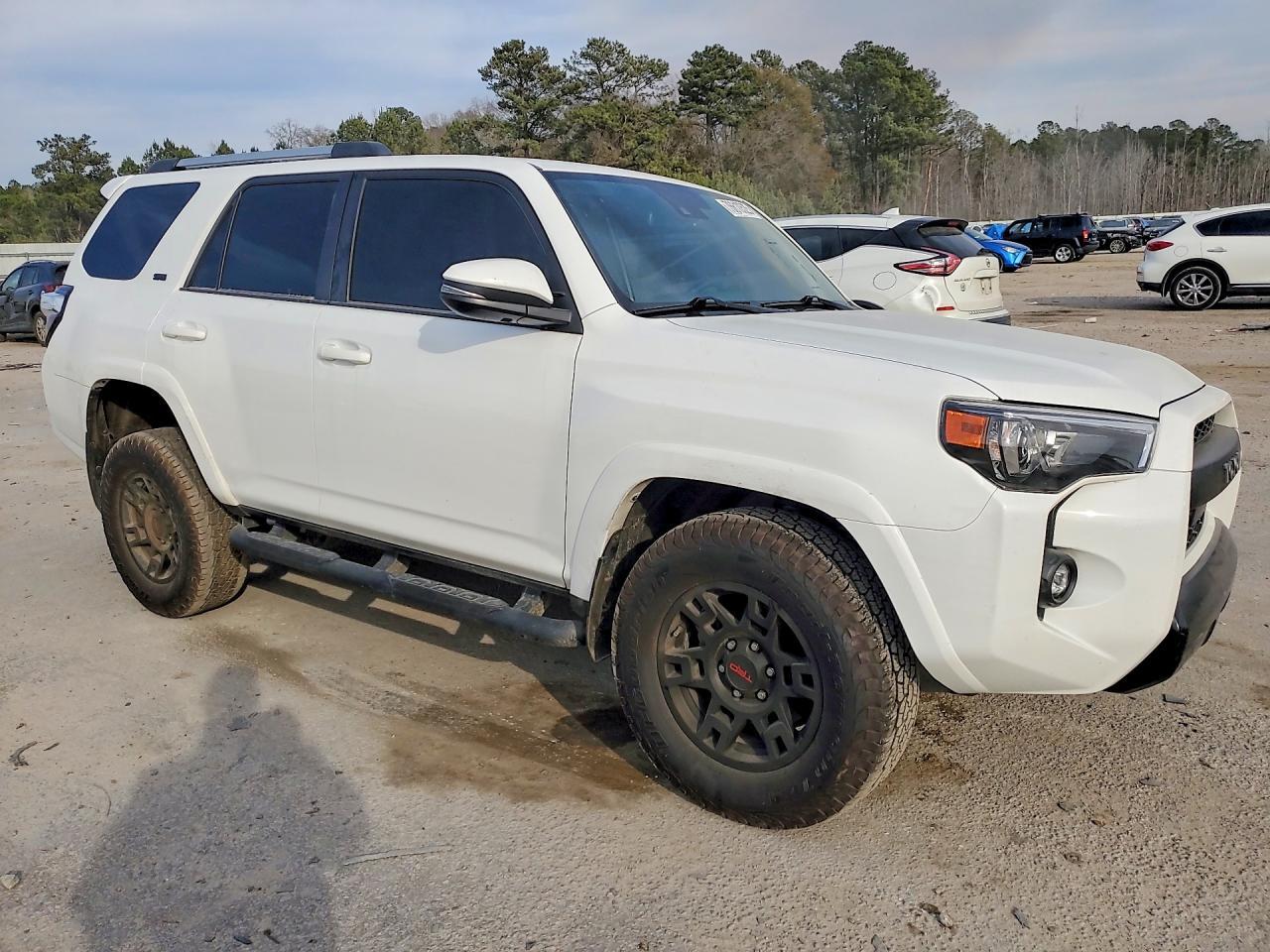 2022 Toyota 4Runner Sr5 Premium - Фото 4