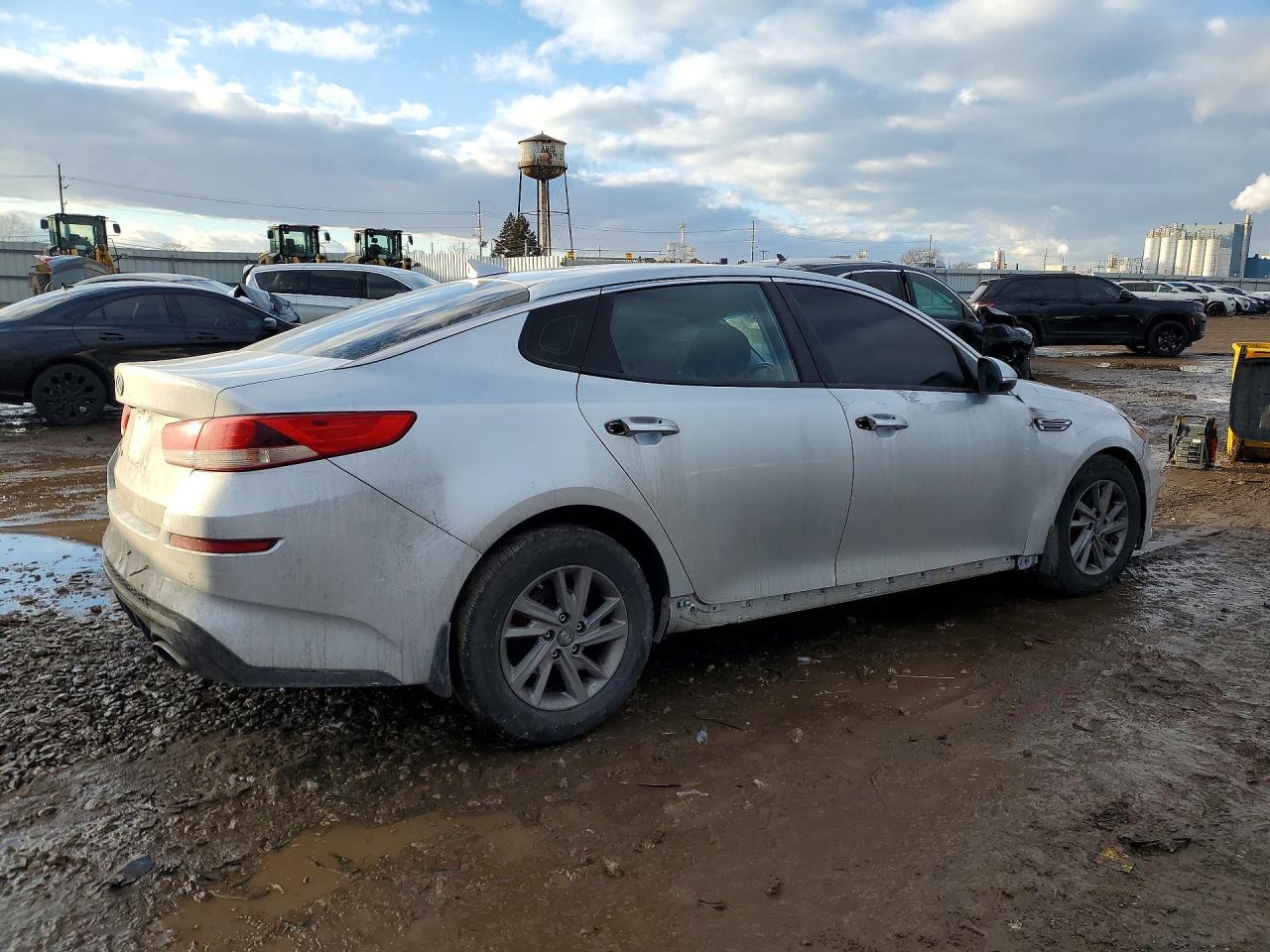 2019 Kia Optima Lx - Image 3