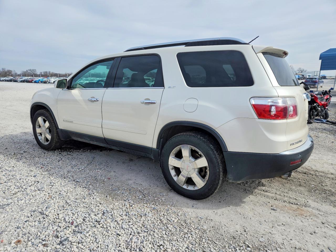 2008 GMC Acadia Slt-2 - Image 2