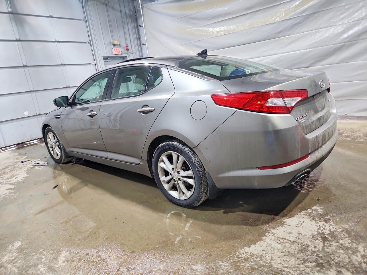 2012 Kia Optima Ex - Image 2