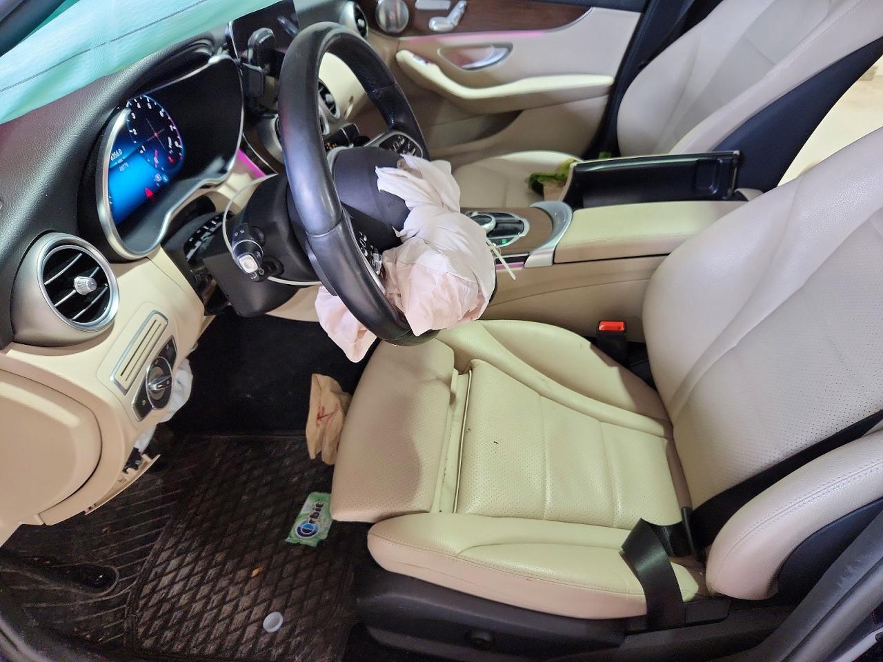 2021 Mercedes-Benz C 300 4Matic - Фото 7