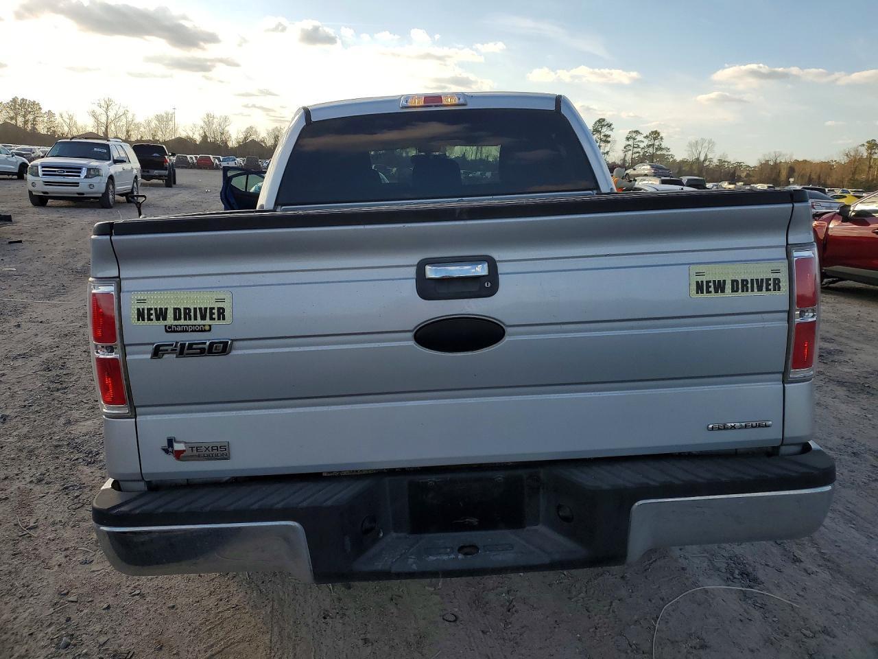 2011 Ford F150 Supercrew - Фото 6