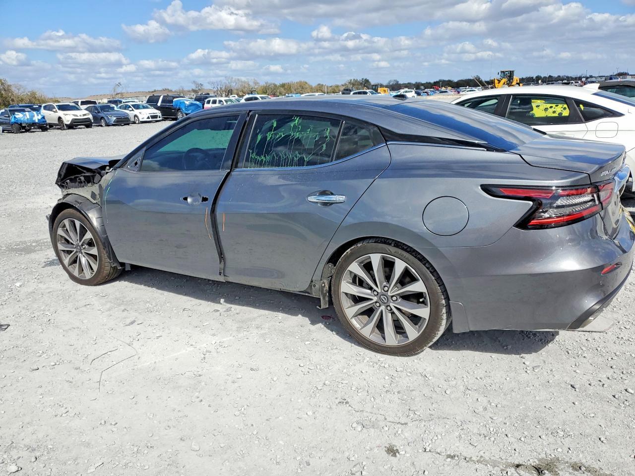 2023 Niss Maxima 3.5 Platinum - Фото 2