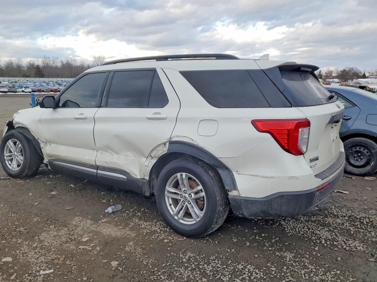 2020 Ford Explorer Xlt - Фото 2